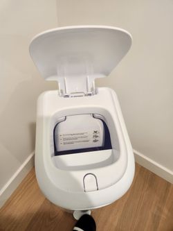 Diaper genie
