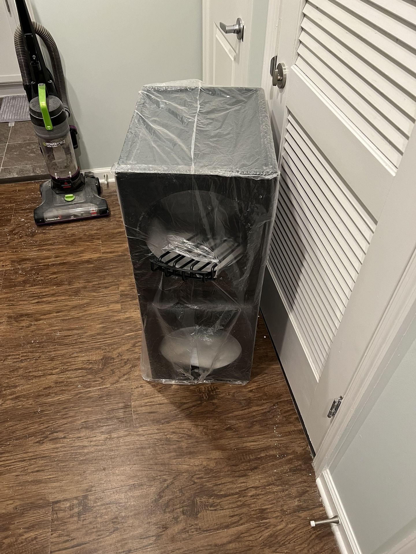 Subwoofer Box, armor coated, dual 12 inch ported subwoofer enclosure