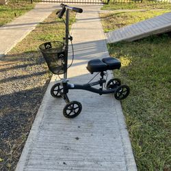 Roscoe Medical Knee Scooter
