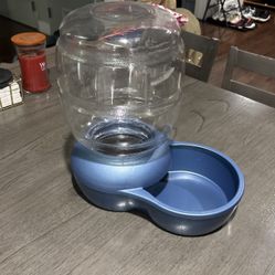 Pet Automatic Water Dispenser Bowl 2.5 Gallons