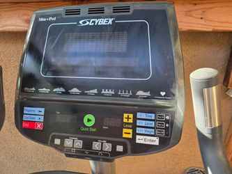 Free exercise machine