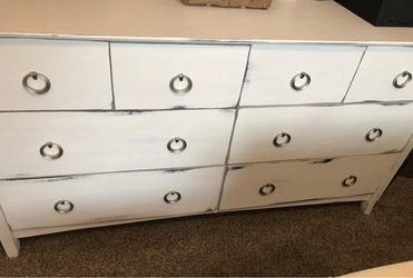 Rustic White 8-Drawer Dresser / Chest of Drawers