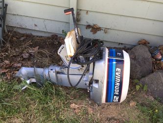 Evinrude 25 HP boat motor
