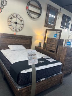 🤎4pc Queen Bedset🤎