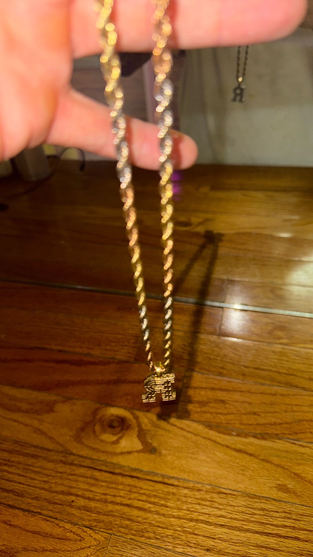 14 kt 20 inch 36 gram solid tri color rose white and yellow gold chain and 14 kt R pendant 4 grams gold with SI diamonds