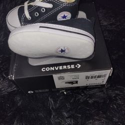 Chuck Taylor CONVERSE Size 2c Black