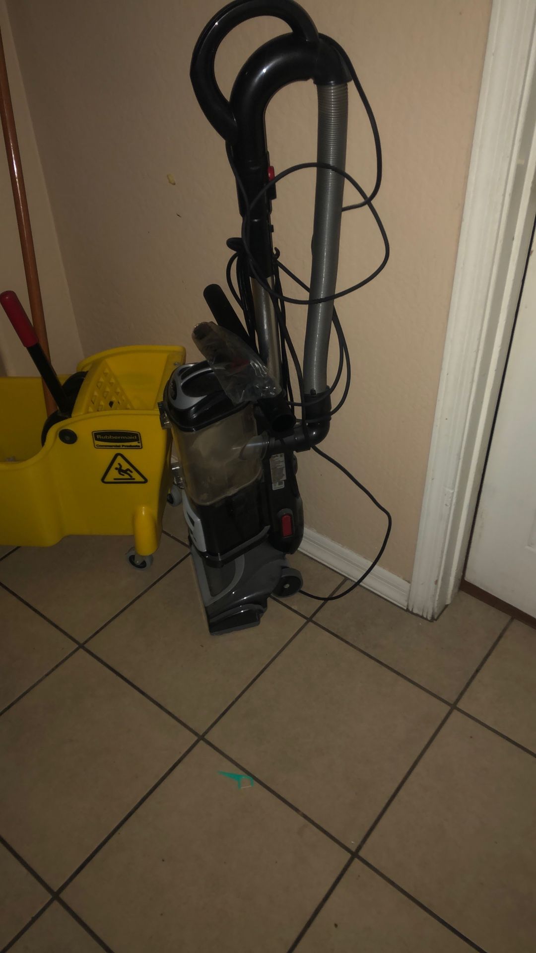 Shark Swivel Vacuum