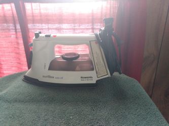 Rowenta Surfline Clothing Steam Iron