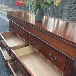Real Wood Long Dresser With Big Drawers. Drawers Sliding Smoothly. Delivery Available 