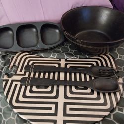 5 Piece Set Spoon Cutting Broad Bowl And 3 Split Bowl 25 Dollars 