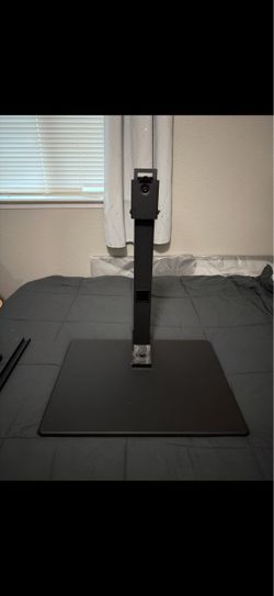 Sanus Elite - Swivel TV Stand 40”-86” Black