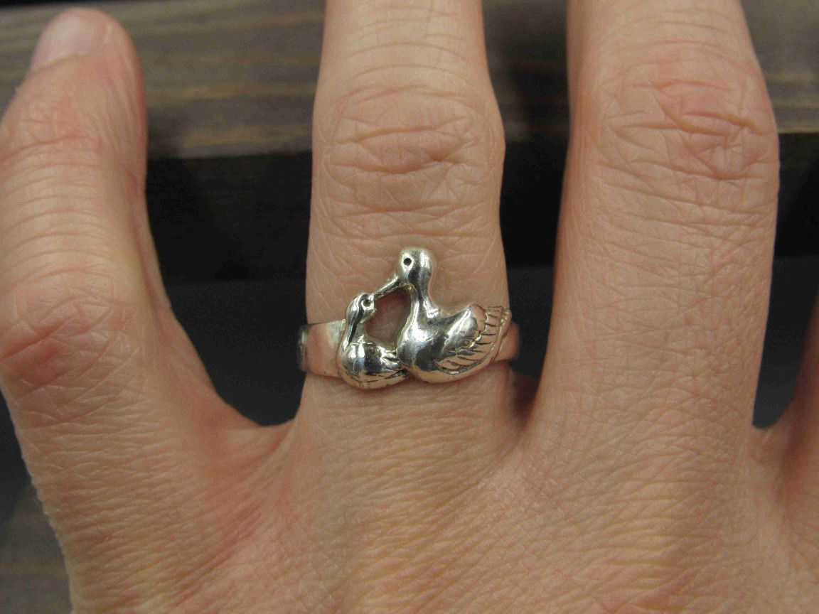 Size 7.5 Sterling Silver Ducks Band Ring Vintage Statement Engagement Wedding Promise Anniversary Bridal Cocktail