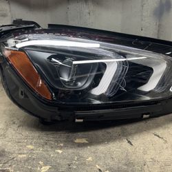 2020 2021 2022 2023 Mercedes-Benz GLE350 Right Passenger Side Headlight OEM A1(contact info removed)05