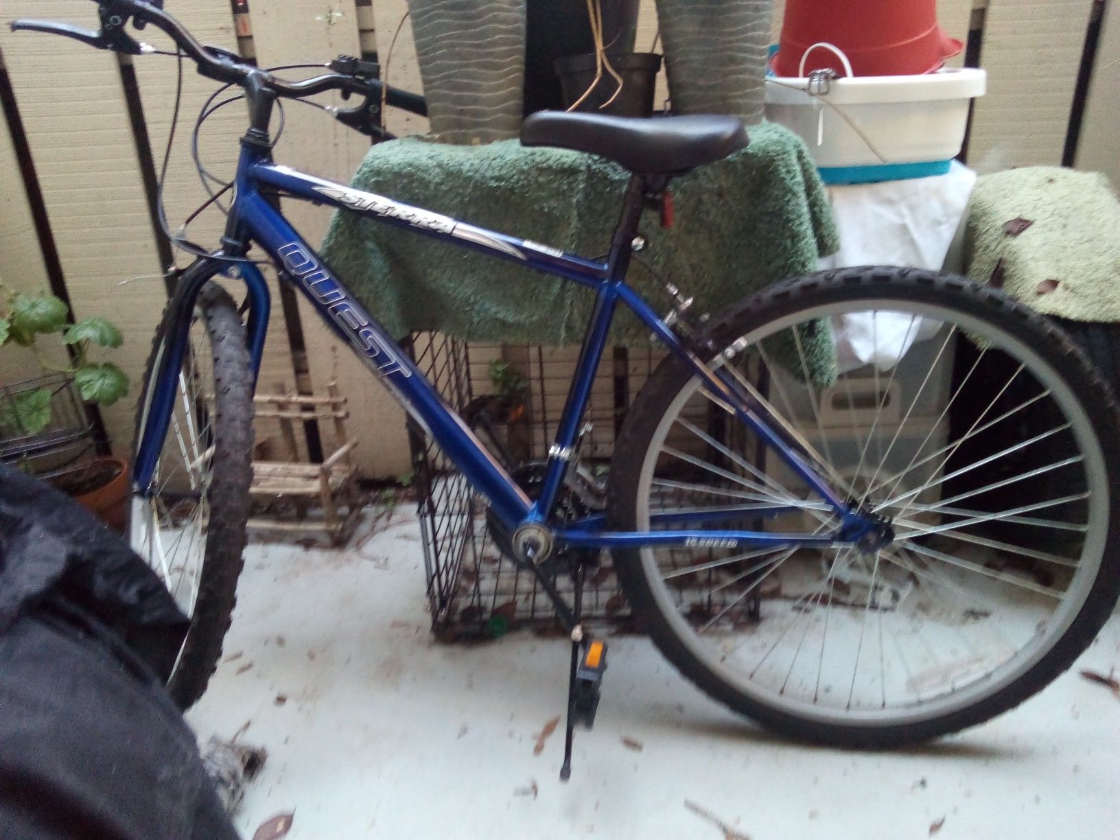 Sierra Quest 15 Speed Men's Mountain Bike