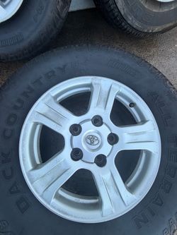 2011 Toyota tundra 18 “wheels