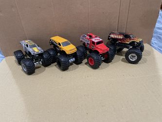 Lot of 4 - Hot Wheels Monster Jam Trucks 1/64  
