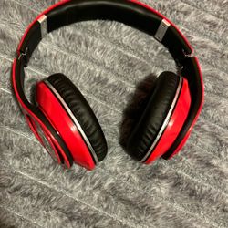 Beats Studio Wireless Headphones 