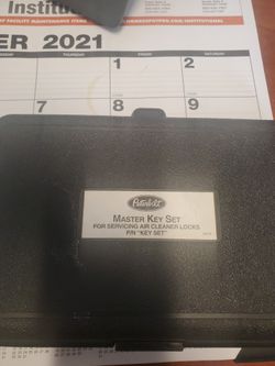 Peterbilt Air Clearer Lock Keys