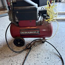 Durabuilt 6 Gallon Air Compressor