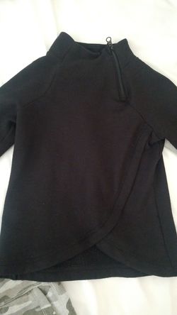 Black sweatshirt style shirt (kids)