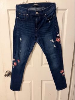 Express jeans size 8 (new)