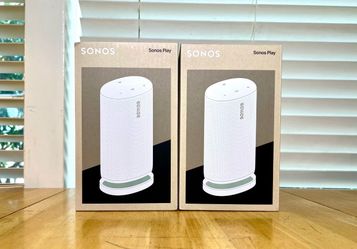 Sonos Move 2 (White) Portable Bluetooth Speakers.  Also works on the WiFi Networks.  Brand New Sealed includes warranty.