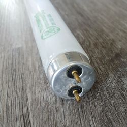 Box Of 24 GE Fluorescent Ultramax Eco Tube Light Bulbs