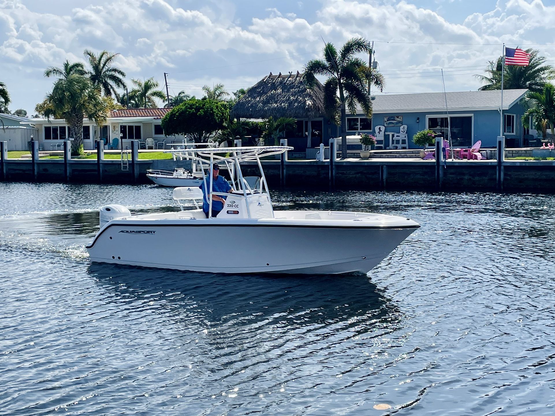 2024 Aquasport 2200 Center Console
