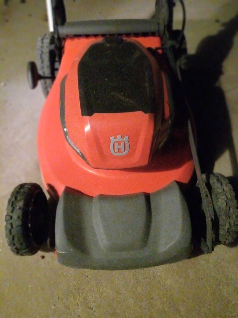 Husqvarna Electric Lawn Mower