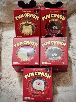 Miniso Disney Mickey Fun Crash Vinyl Plush Pendant Blind Box- NEW 