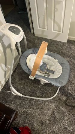 Baby Swing/bouncer