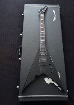 Jackson JS32T King V
