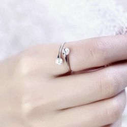Elegant Open Silver 2 Rhinestone Ring 925