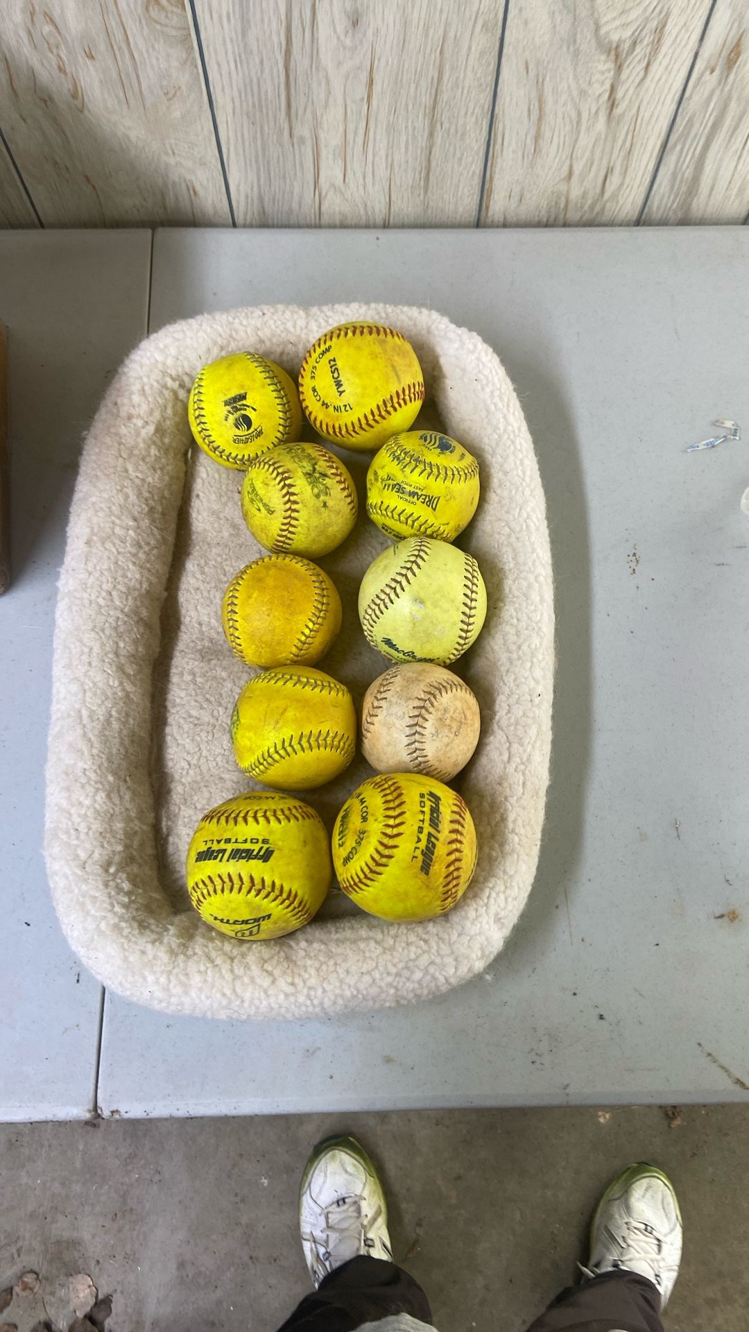 Softballs 10