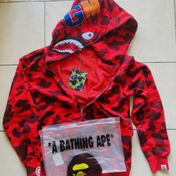 Red Bape Hoodie Large New