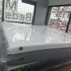 CALIFORNIA KING SIZE PURPLE HYBRID MATTRESS & BOX SPRINGS BED SET