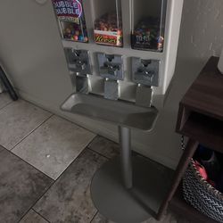 Candy Dispenser 
