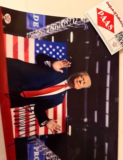 PAAS Authenticated Donald Trump Signed Original Presidential Color Photo