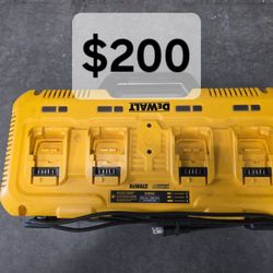 Dewalt Multi Port Fash Charger 