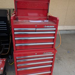 Husky Top And Bottom Box Red New