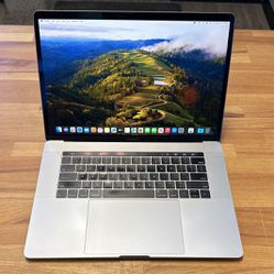  CLEAN  Apple MacBook Pro 15” Retina 2.2GHz 32GB 250GB SSD 