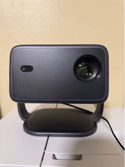 【Brand New】LYNCAST L018AR 1080P FHD LED Projector – 360° Rotation, Airplay/HDMI/USB/Bluetooth
