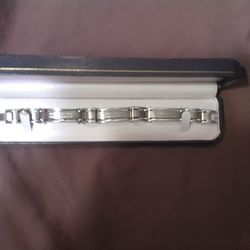 Stainless Steel & Micro diamond 