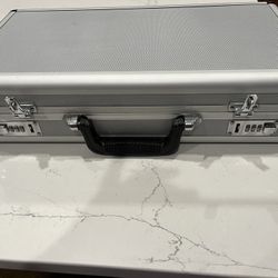 Combo Lock Aluminum Gun Case