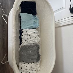 Happiest Baby SNOO Bassinet 