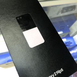 Samsung Z Flip 5 512 Lavender