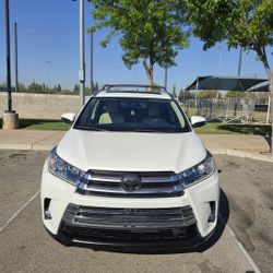 2019 Toyota Highlander Limited Platinum AWD 