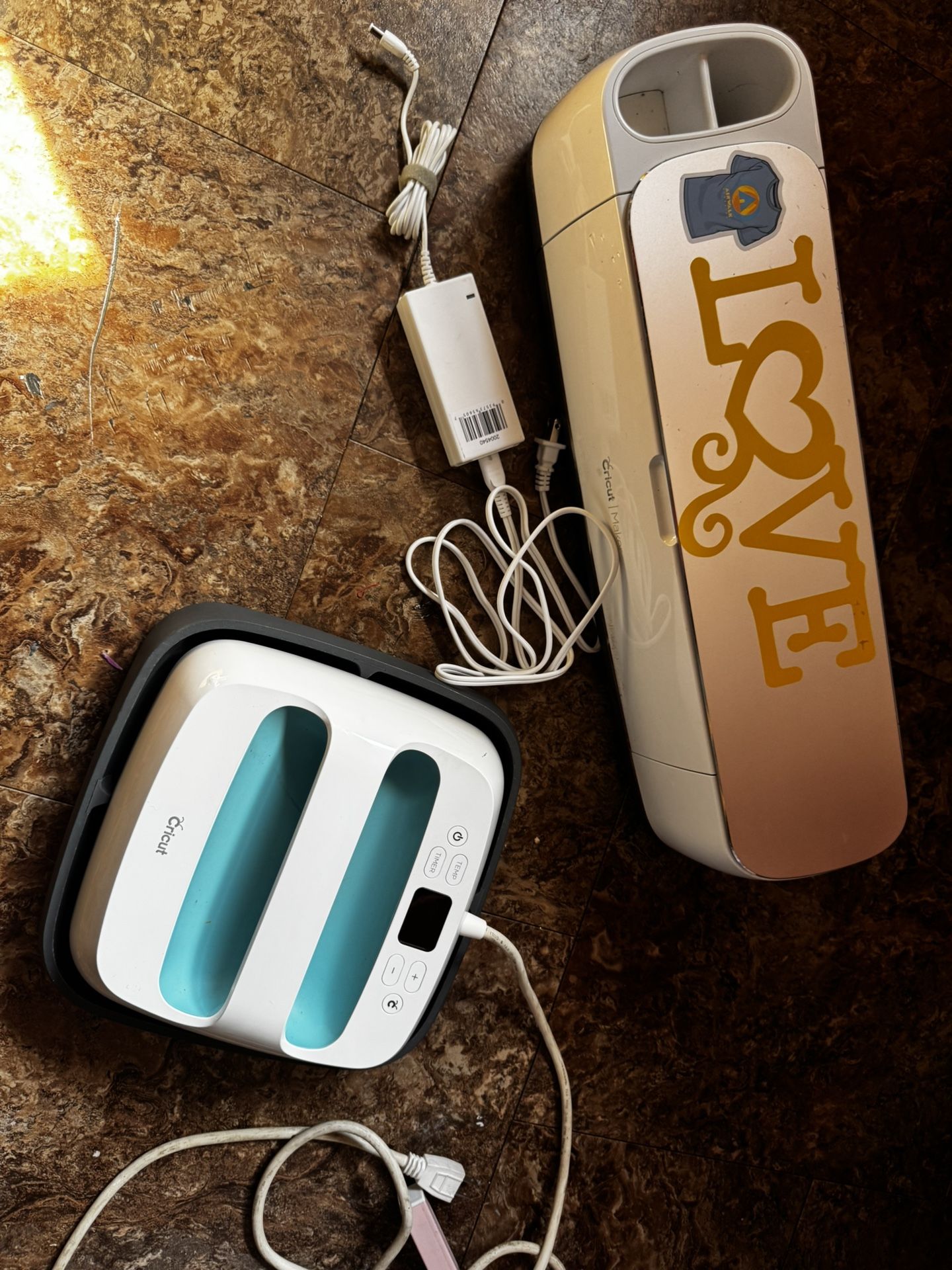 Cricut Maker & Heat Press