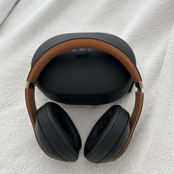 Beats Wireless Headphones 