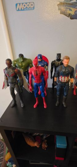 MARVEL-DC ACTION FIGURES
